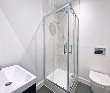 Oakley Place, Redfields Lane, Fleet, GU52 - Photo 6