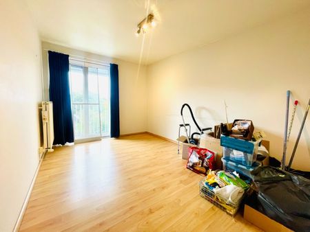 Centraal gelegen appartement met 2 slaapkamers - Foto 4