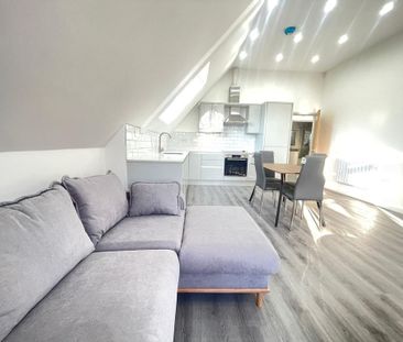 2 bedroom flat to rent - Photo 1