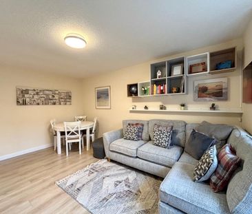 2 bedroom flat to rent - Photo 2