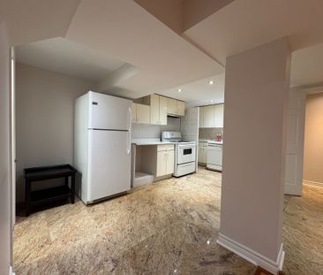 For Lease - 93 Surrey Avenue, Toronto, Ontario - Photo 5