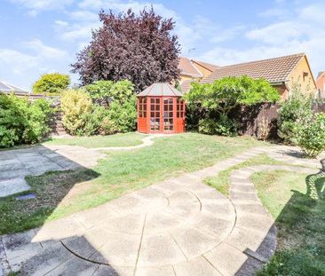 4 bedroom detached house to rent - Photo 1