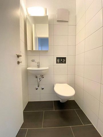 helle und geräumige 4.5 Zimmerwohnung zu vermieten - Foto 4