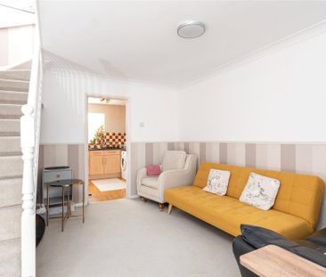 2 bedroom terraced house to rent - Photo 1