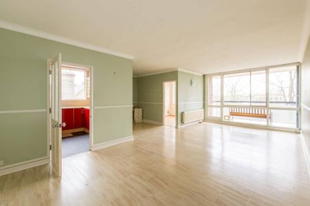 2 bedroom flat to rent - Photo 2