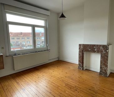 Prachtig herenhuis met 4 ruime kamers en 2 badkamers aan de ring va... - Foto 5