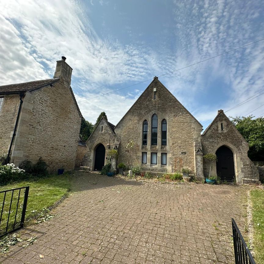 The Street, Chippenham, Grittleton - Photo 1