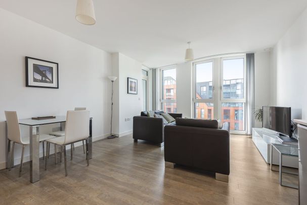 Cable Walk, Greenwich, SE10 - Photo 1