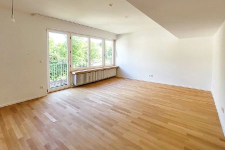 Nahe Stadtpark | Modernisierte Dachterrassenwohnung in sehr guter Wohnlage - Foto 4