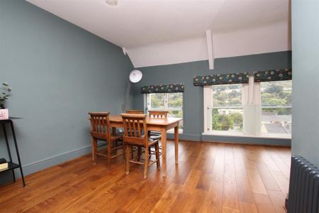 3 bedroom apartment to rent - Photo 3