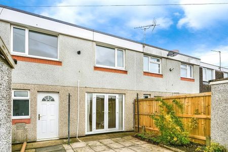3 bedroom terraced house to rent - Photo 3