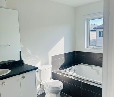 For Lease - 29 Selection Heights, Thorold, Ontario - Photo 3