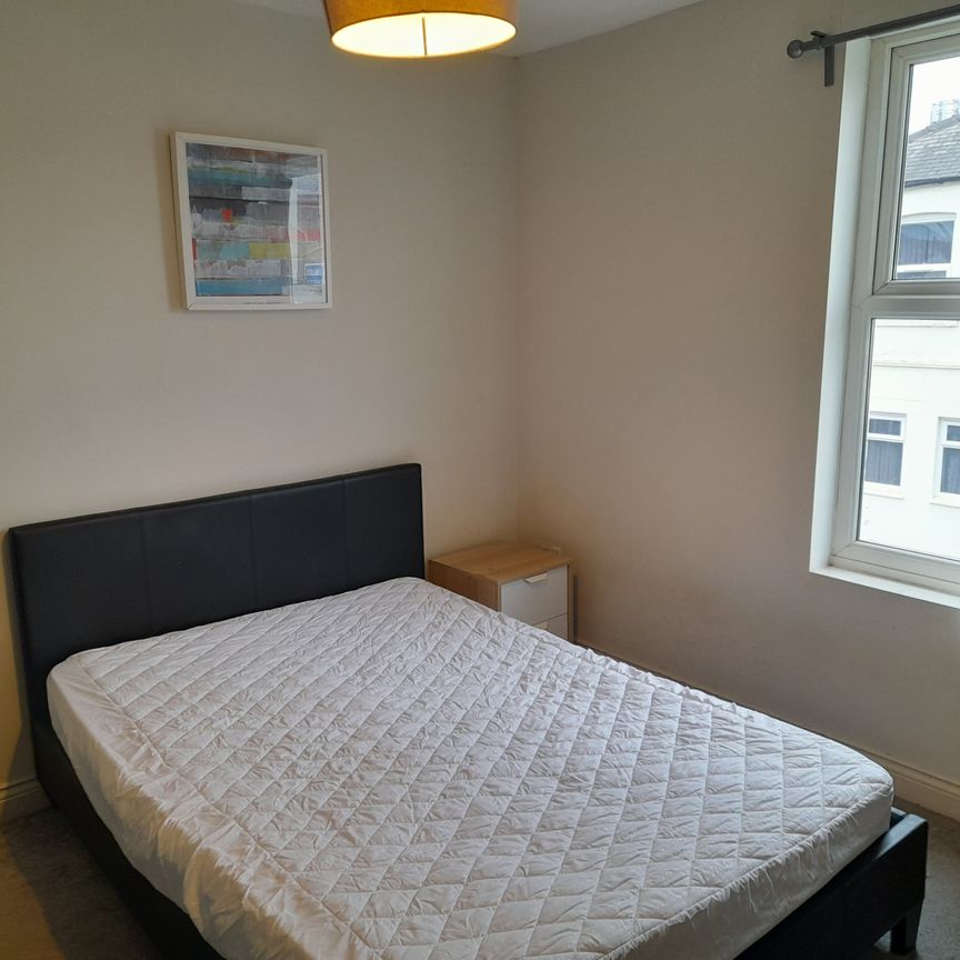 WF6, Normanton - Photo 1