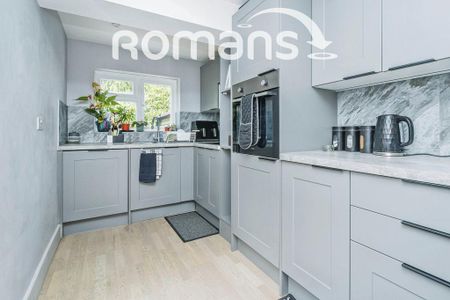 3 bedroom terraced house to rent - Photo 4