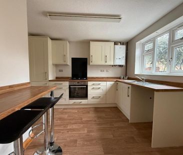 3 bedroom detached house to rent - Photo 6