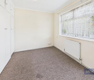 1 bedroom Flat To Let - Photo 5