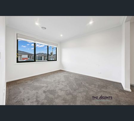 88 Pintail Drive, Melton South, Vic 3338 - Photo 2