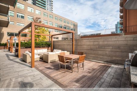 For Lease - 70 Roehampton Avenue Unit# 2120, Toronto, Ontario - Photo 2