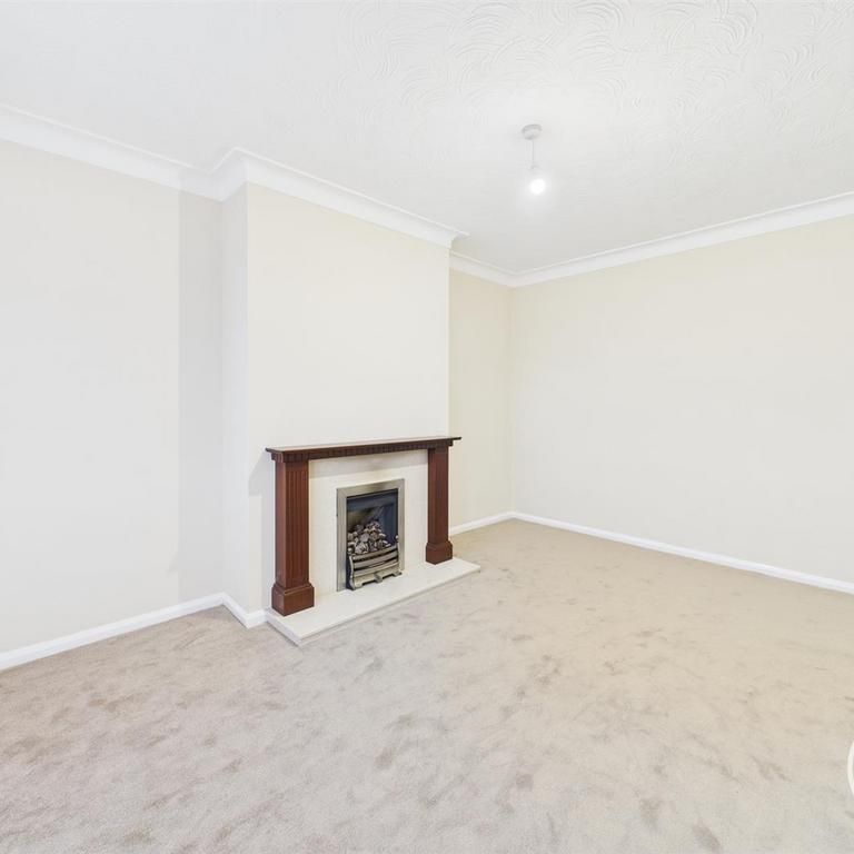 2 bedroom semi-detached bungalow to rent - Photo 1