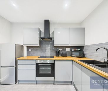 1 bedroom Flat To Let - Photo 1