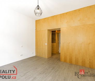 Pronájem bytu 2+1 74 m² - Photo 4