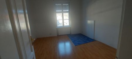 3-ZIMMER ALTBAUMIETWOHNUNG IN KREMS - Photo 2