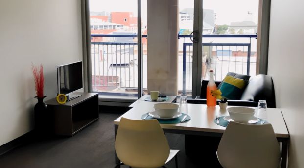 1 Bedroom Apartment Deluxe balcony - Photo 1