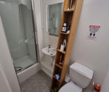Room in a Shared Flat, Lutton Place, EH8 - Photo 5