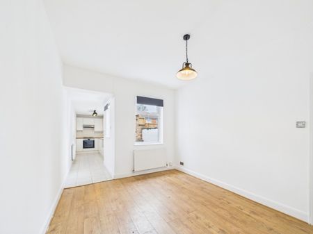 Keynsham Street, Cheltenham, GL52 - Photo 3