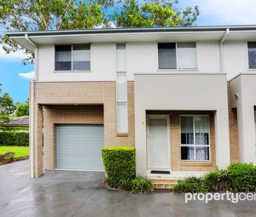 Modern, Spacious Townhouse in Prime Penrith Location - Photo 4