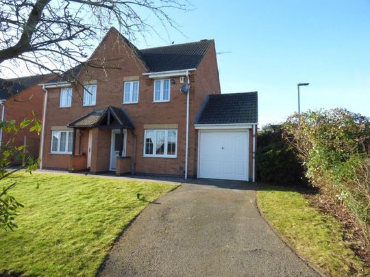 3 bedroom semi-detached house to rent - Photo 1