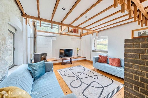 Pound Barn, Compton, Marldon - Photo 1