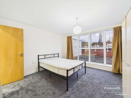 The Avenue, Wembley, HA9 - Photo 3