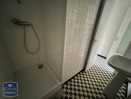 Location Appartement 4 pièces 77m² CHAMBERY 73000 - Photo 5