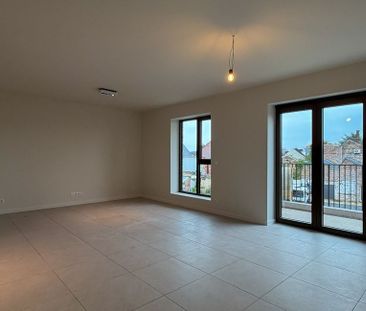 Appartement te huur in Ronse voor € 745 met 1 slaapkamer - Photo 2