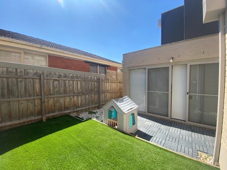 2/411-413 Highbury Road, BURWOOD - Photo 3