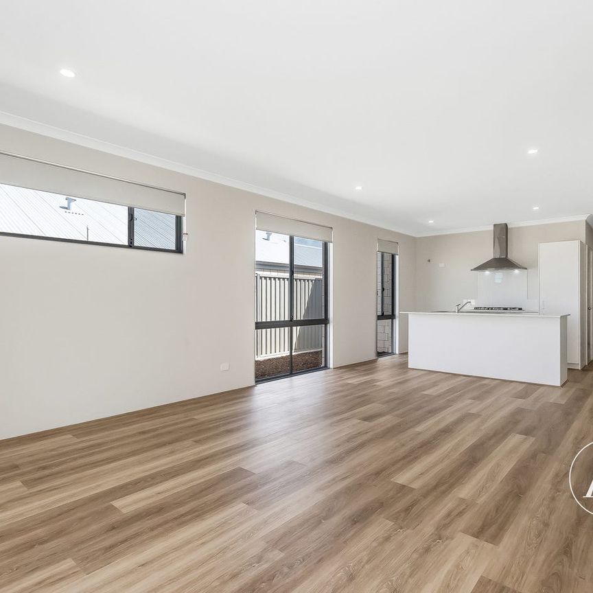 MOVE-IN READY PERFECTION: PURE STYLE & SPACE ON VELVET VISTA - Photo 1