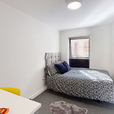 Flat 1, 20 Grinfield Street, University Campus - Photo 1