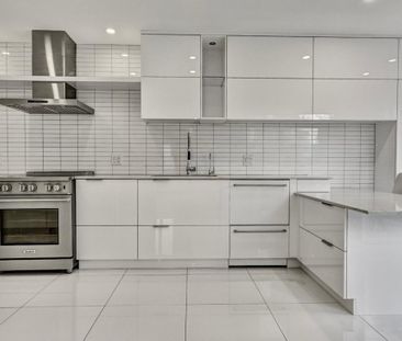 377 Rue Skelton, J7A 1E9, Rosemère - Photo 2