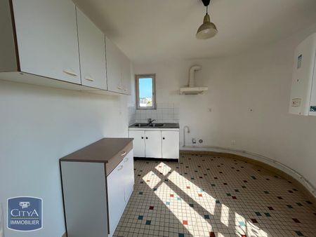 Location Appartement 3 pièces 81m² CHATEAU THIERRY 02400 - Photo 4