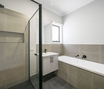 LOW MAINTENANCE CHARM - Photo 3