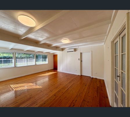 54 North Street, Mount Lofty, Qld 4350 - Photo 1