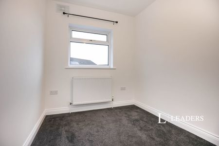 3 bedroom house to rent Wallis Road, Kettering, NN15 - Photo 4