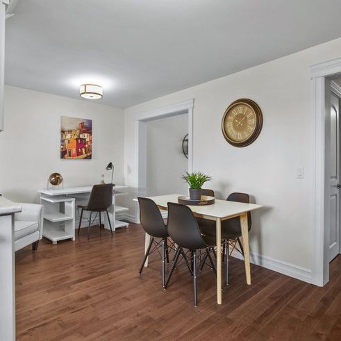 Victoria Street - Photo 1