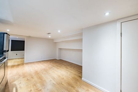 For Lease - 574 Milverton Boulevard Unit# Basement, Toronto, Ontario - Photo 5