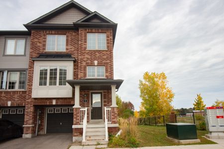 For Lease - 395 Linden Drive Unit# 8, Cambridge, Ontario - Photo 2