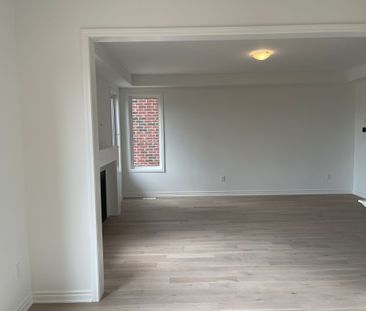 For Lease - 155 Rosenberg Way, Kitchener, Ontario - Photo 2