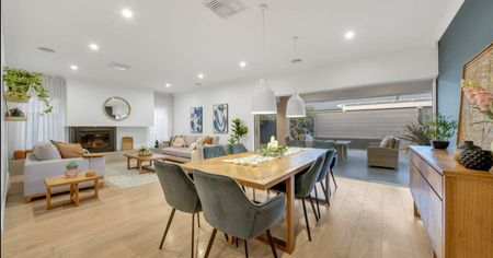 Clyde North - Photo 4