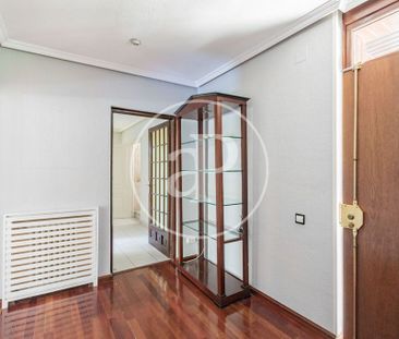 Luxury Villa for rent in Hortaleza, Chamartin, Autonomous Region of... - Photo 3