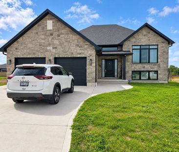 For Lease - 320 Mclean Crescent, Saugeen Shores, Ontario - Photo 6